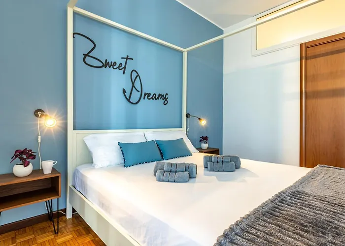 Porta Nuova Elegance & Comfort Near Corso Daire